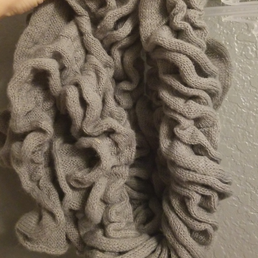 Grey Runched Scarf